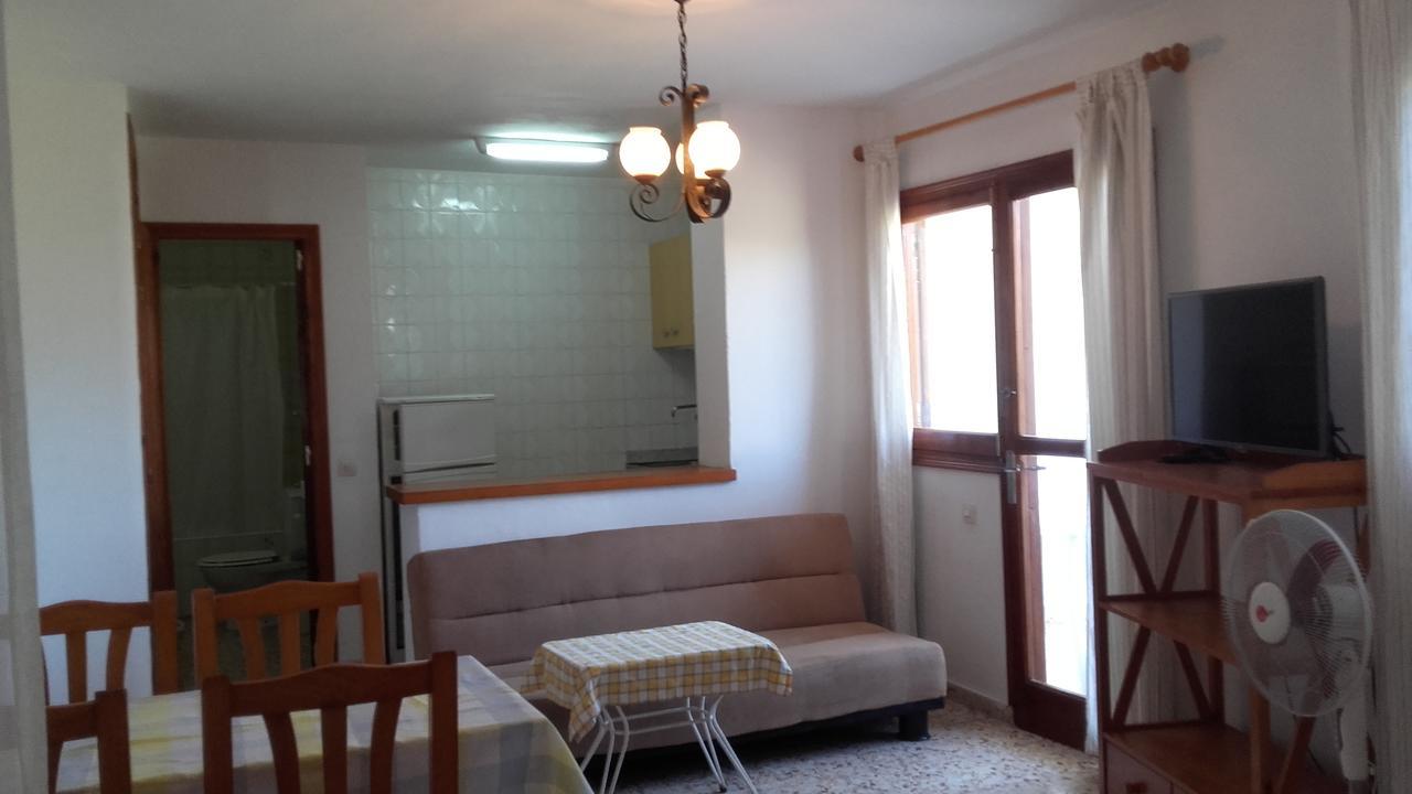 Apartment Torres Mari Cala Llonga  Exterior photo